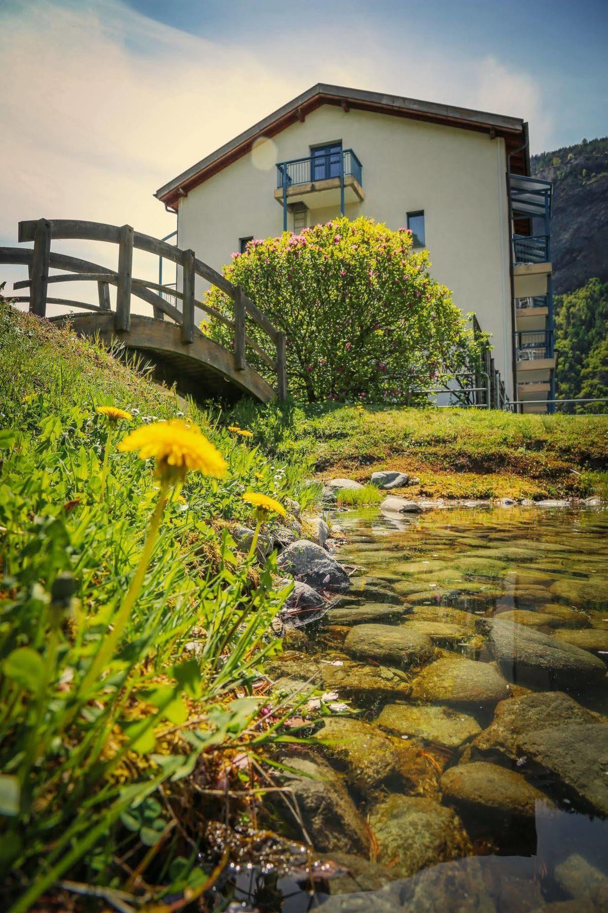 Hotel & Bildungshaus St. Jodern Visp Exterior photo